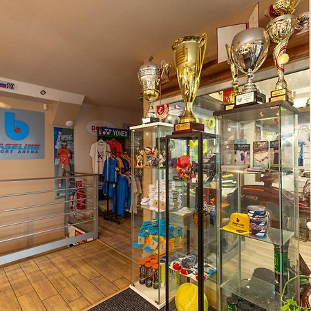Baseline Sportovy Areal & Penzion Banská Bystrica Exteriör bild