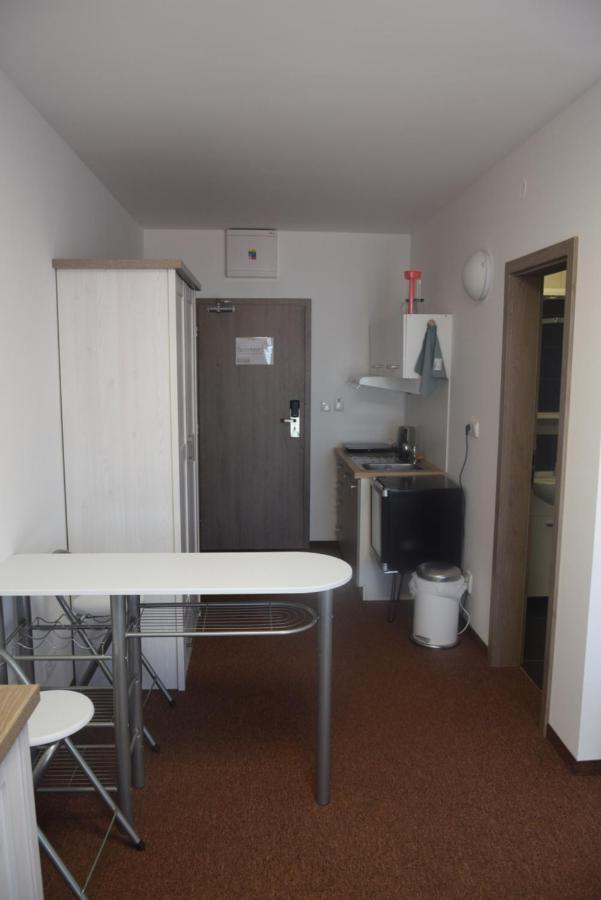 Baseline Sportovy Areal & Penzion Banská Bystrica Exteriör bild