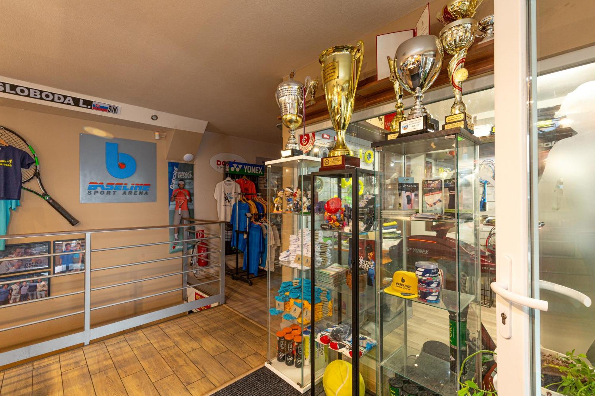 Baseline Sportovy Areal & Penzion Banská Bystrica Exteriör bild