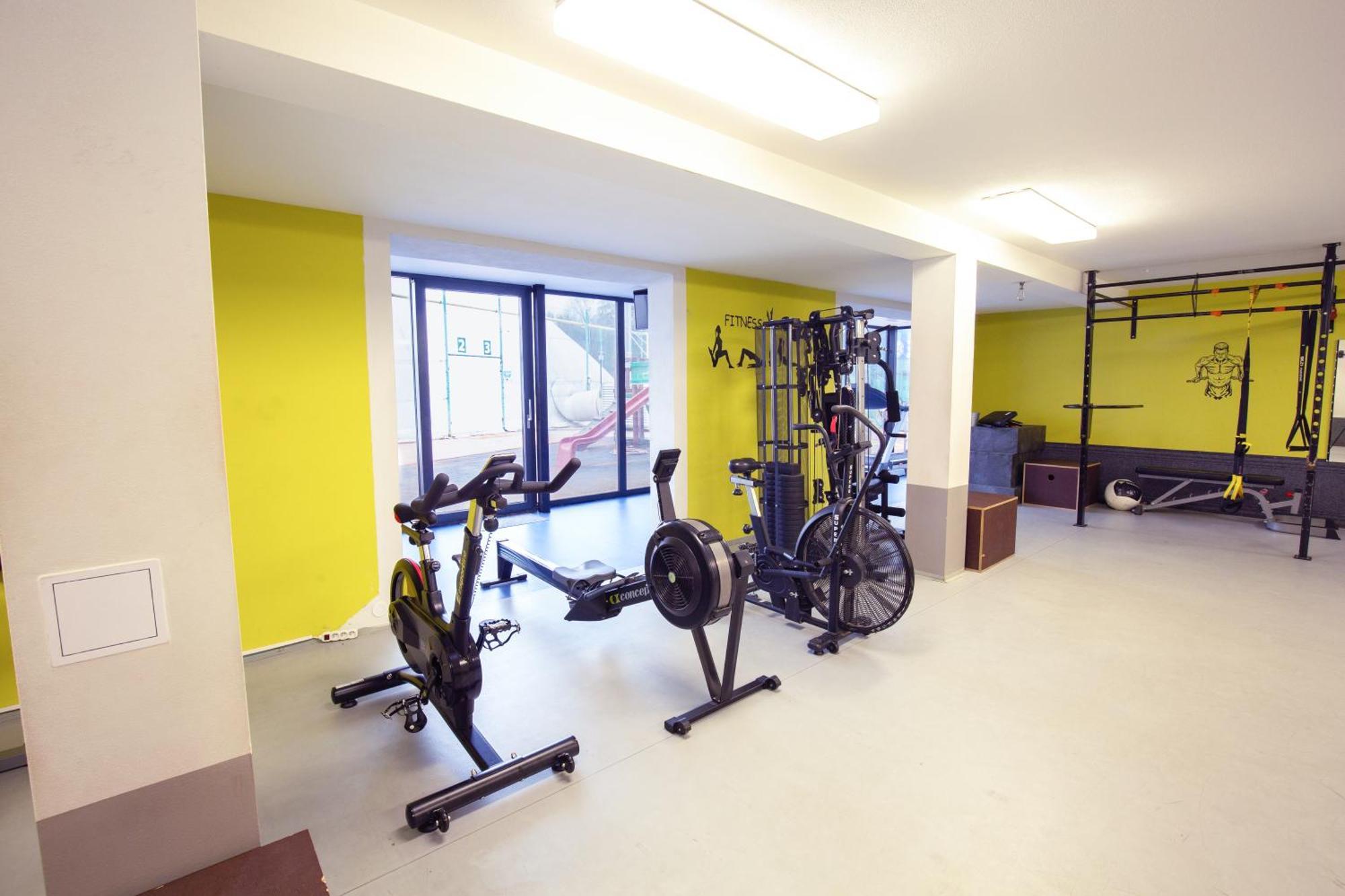 Baseline Sportovy Areal & Penzion Banská Bystrica Exteriör bild